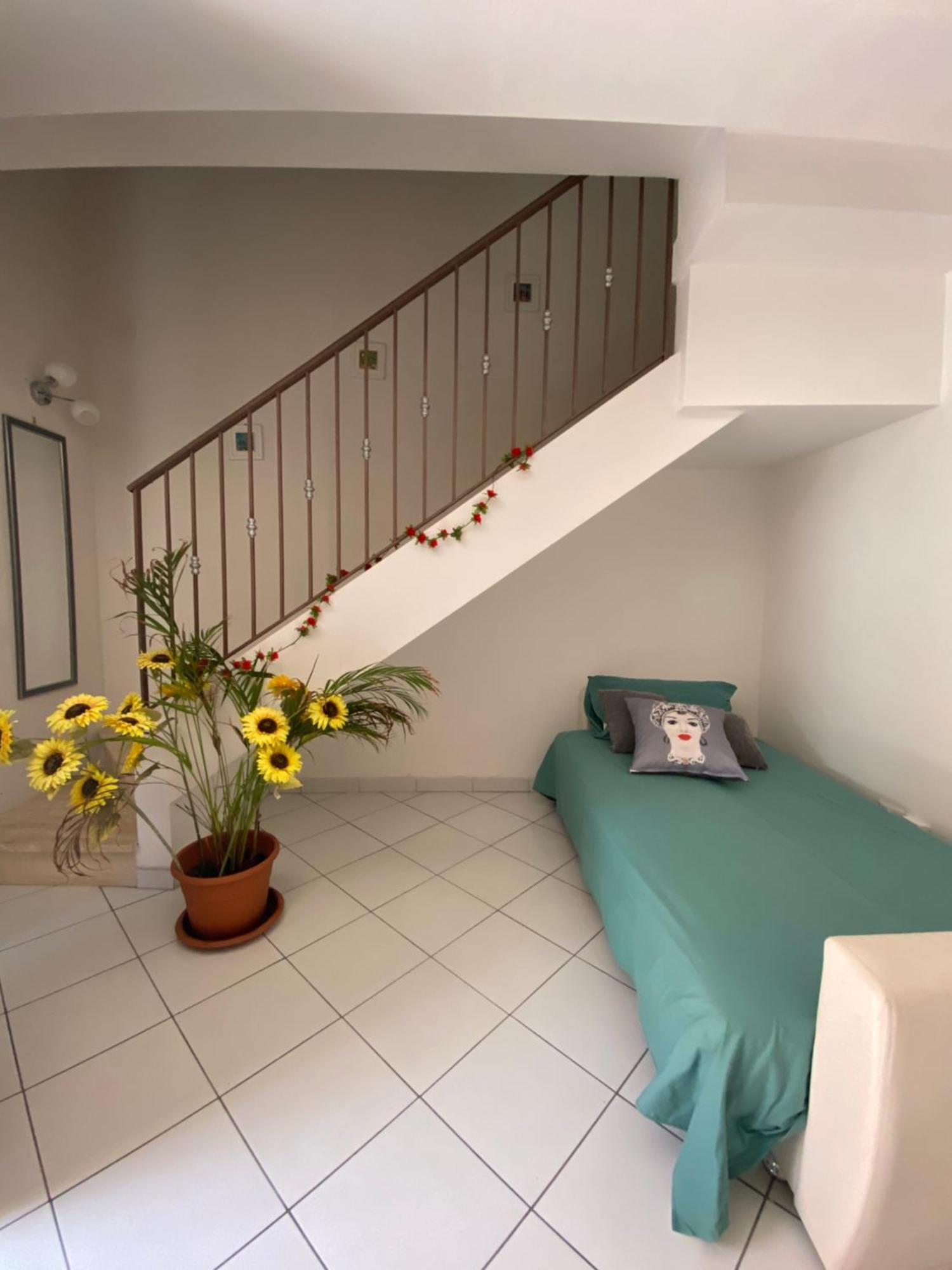 Home Pino Center~600 Mt Duomo Ct 卡塔尼亚 外观 照片